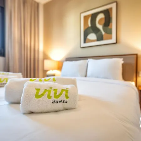 Vivi Homes - Family Retreat - Terrace - Pool - Gym