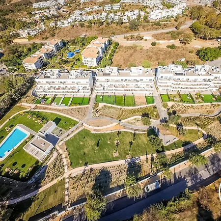 Vivi Homes - Family Retreat - Terrace - Pool - Gym *