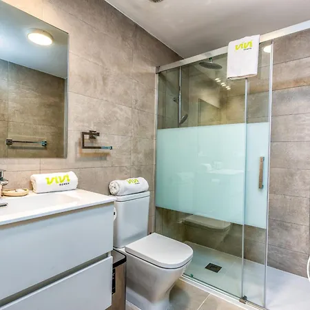 아파트 Vivi Homes - Family Retreat - Terrace - Pool - Gym 에스테포나