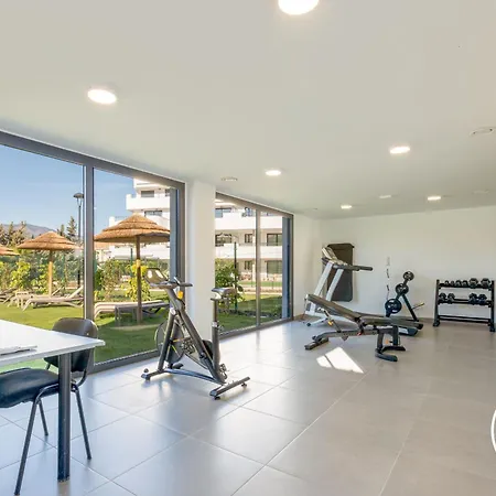 Vivi Homes - Family Retreat - Terrace - Pool - Gym 아파트
