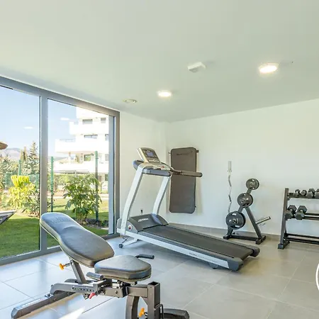 아파트 Vivi Homes - Family Retreat - Terrace - Pool - Gym